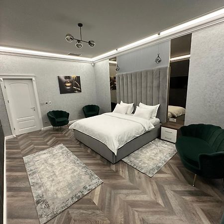 The Penthouse Vaslui Exterior foto