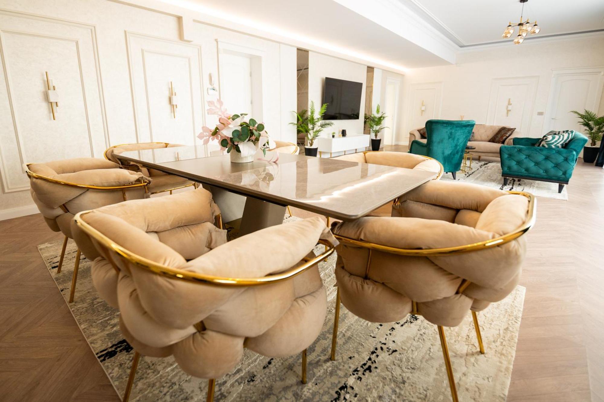 The Penthouse Vaslui Exterior foto